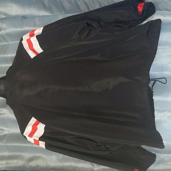 Lili Sport - Picture 2 of 13